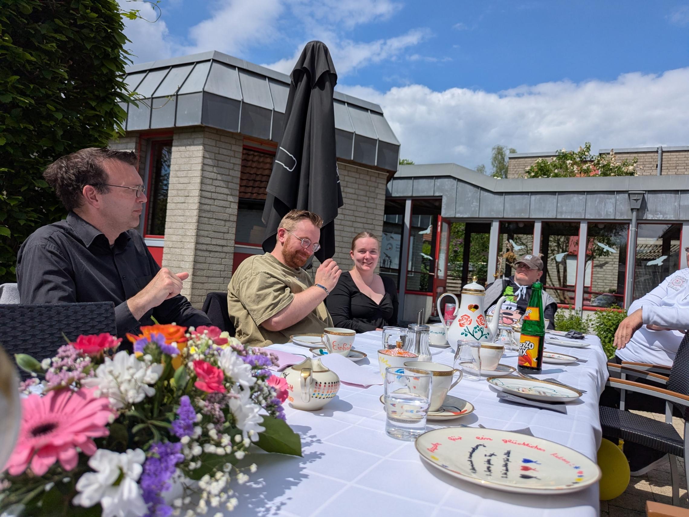 Volksverein trifft Bürgermeister Bernhard Stein im Nell-Breuning-Haus